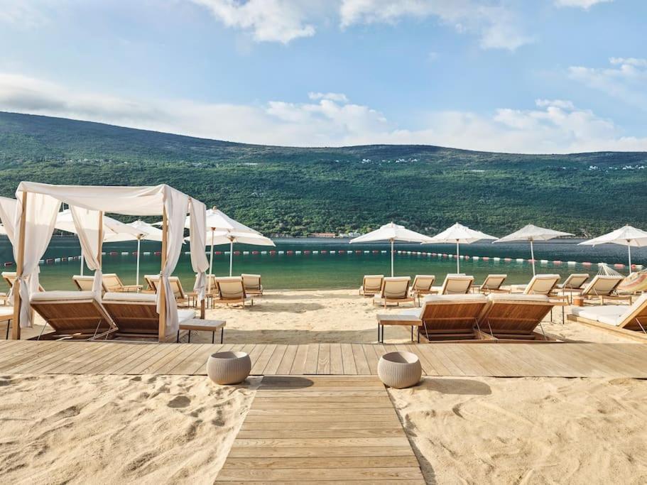 Acacia Hill Apartments Herceg Novi Bagian luar foto